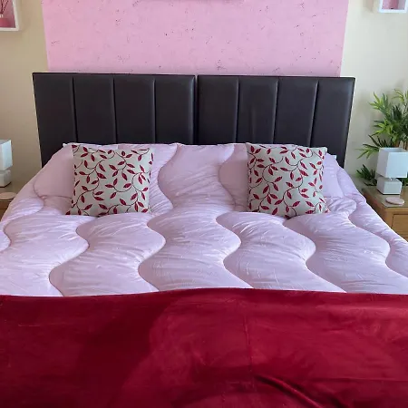 Bed and breakfast Ellies 4*