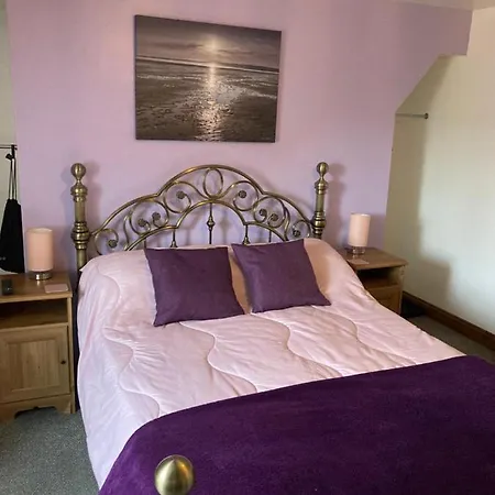 Ellies Bed and breakfast 4*