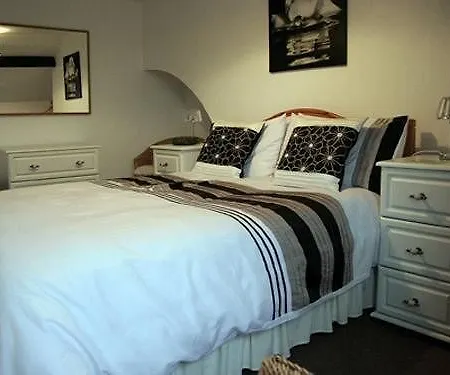 Ellies 4* Whitby