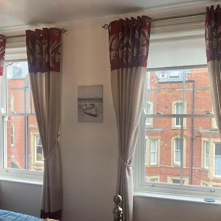 Ellies 4* Whitby