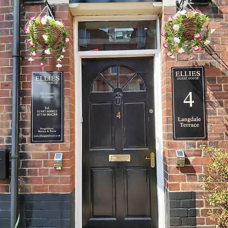 Bed & Breakfast Ellies 4*