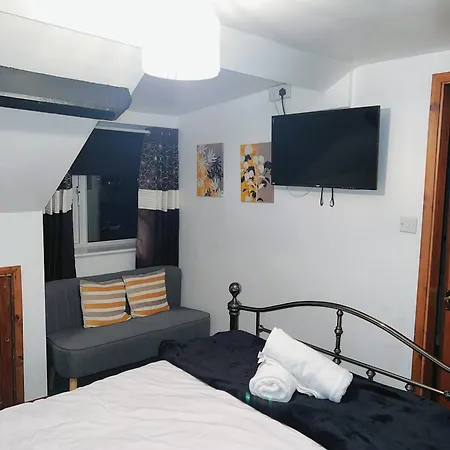 Bed & Breakfast Ellies 4*