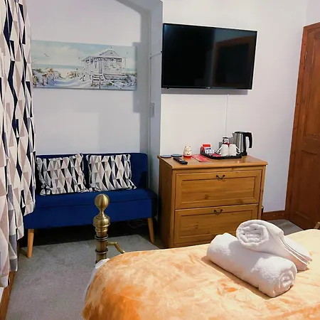 Ellies 4* Whitby
