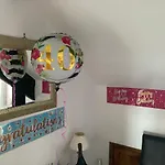 Ellies Bed and Breakfast 4*