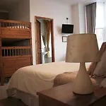 Bed and Breakfast Ellies