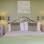 Ellies 4*