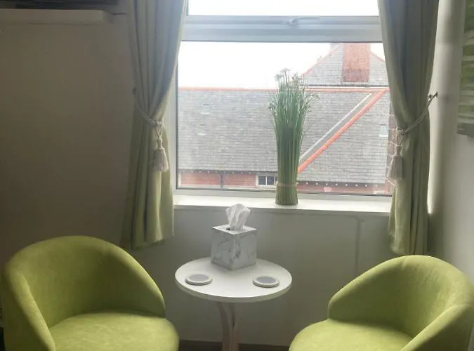 ベッド・アンド・ブレックファスト Ellies 4*