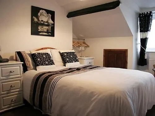 Ellies ベッド・アンド・ブレックファスト 4*